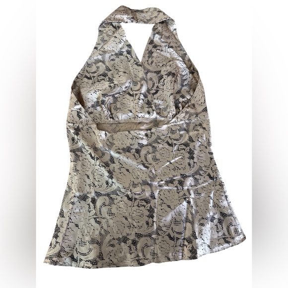 Express SILK Cream and Black Patterned Top - Picture 2 of 7